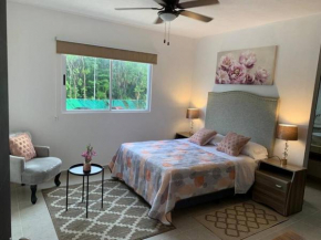 Hermoso apartamento piscina, céntrico, área libre.